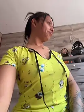 J loren online show from February 11, 2026, 6:57 pm