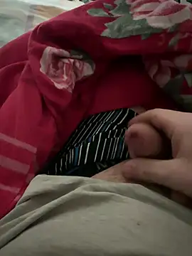 Snapshot of kleinerAlex chatting on January 15, 2025, 10:49 am kleinerAlex online show from January 15, 2025, 10:49 am