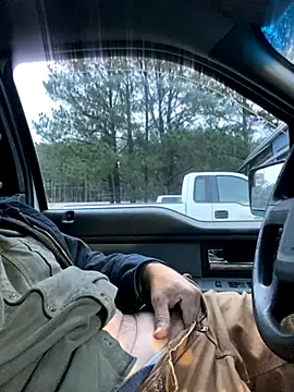 Snapshot of Themechanic420 chatting on December 5, 2024, 12:55 pm Themechanic420 online show from December 5, 2024, 12:55 pm