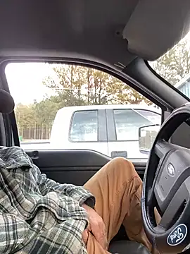 Snapshot of Themechanic420 chatting on January 21, 2025, 10:41 pm Themechanic420 online show from January 21, 2025, 10:41 pm