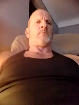 footfreek17 online show from February 1, 2026, 2:10 am