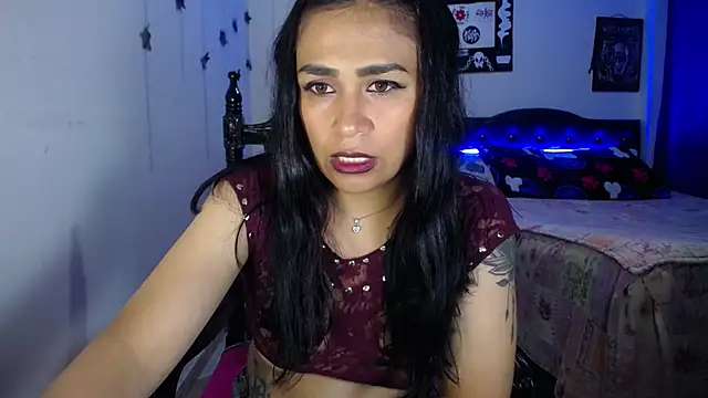 pinky violeta online show from December 23, 2024, 6:27 pm