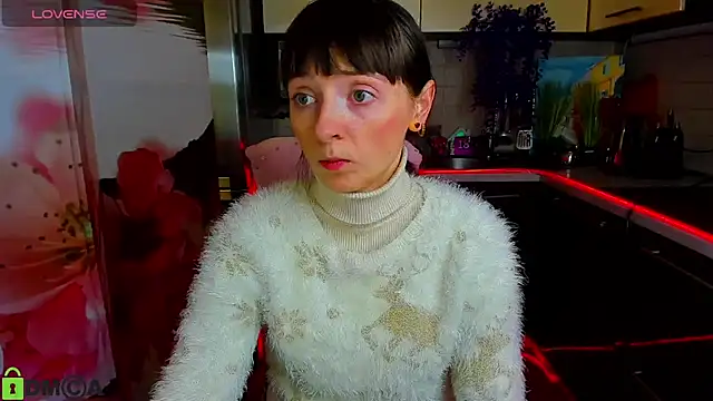 TayanaJons online show from February 6, 2026, 8:07 am