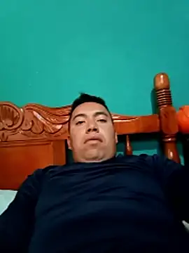 Diego leon27 online show from December 28, 2024, 7:01 pm