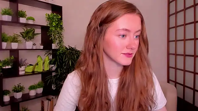 KateCuddle online show from September 10, 2025, 2:44 am