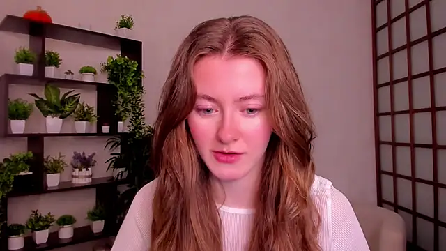 KateCuddle online show from October 3, 2025, 2:41 am