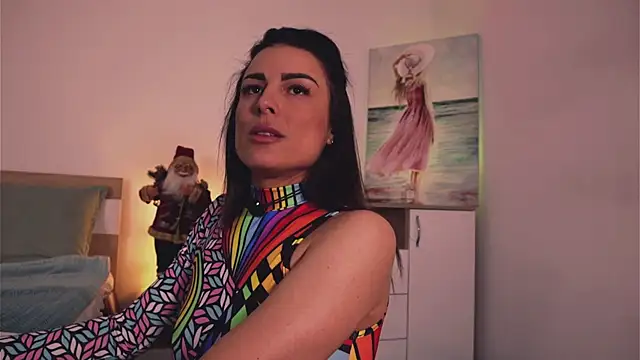 Misslullu online show from December 3, 2025, 2:37 pm