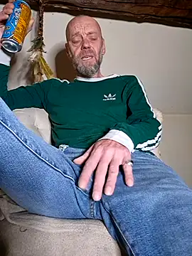 eddouxxx78 online show from November 4, 2025, 5:45 pm