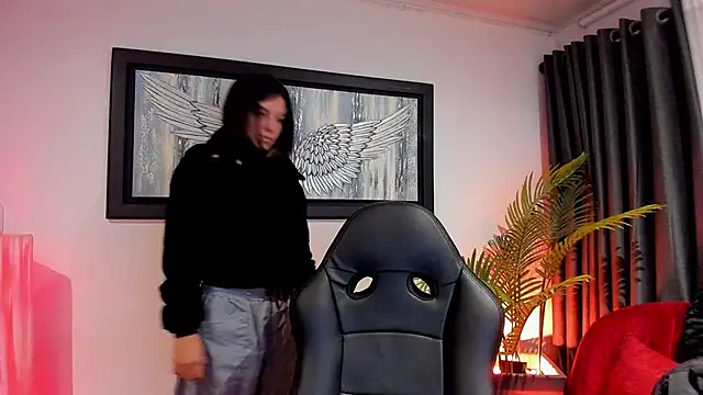 Meghan320 online show from February 2, 2026, 11:31 am