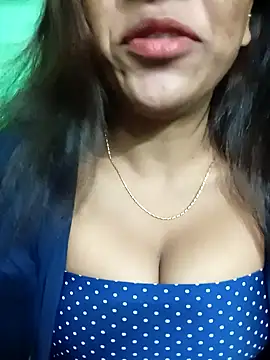 ANGEL QUEEN09 online show from January 4, 2025, 7:13 pm