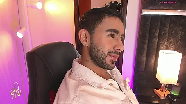 ItsMeEros online show from November 27, 2025, 10:45 pm