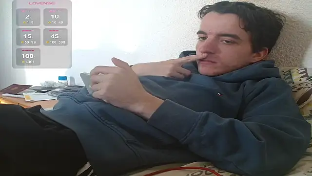 Snapshot of Tombgy07 chatting on February 23, 2026, 12:24 pm Tombgy07 online show from February 23, 2026, 12:24 pm