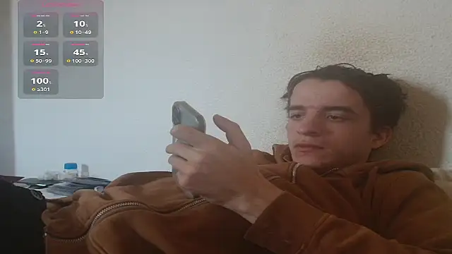 Snapshot of Tombgy07 chatting on February 25, 2026, 1:21 pm Tombgy07 online show from February 25, 2026, 1:21 pm