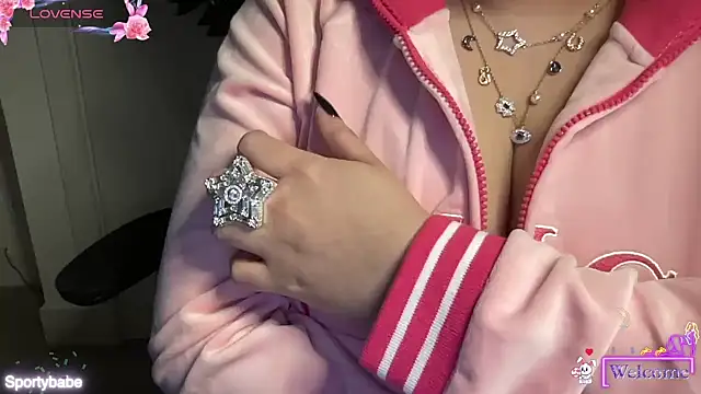 Snapshot of Sportybabe chatting on December 17, 2024, 10:22 pm Sportybabe online show from December 17, 2024, 10:22 pm