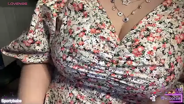 Snapshot of Sportybabe chatting on January 4, 2025, 11:06 pm Sportybabe online show from January 4, 2025, 11:06 pm