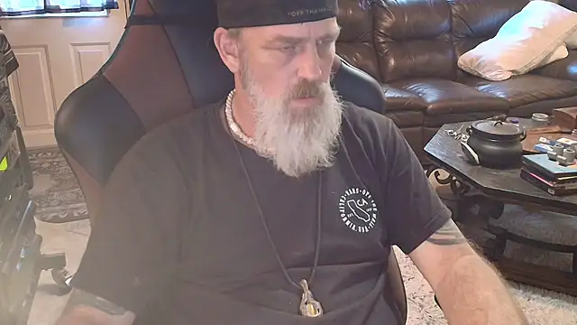 jimdacbin420 online show from October 5, 2025, 9:02 pm