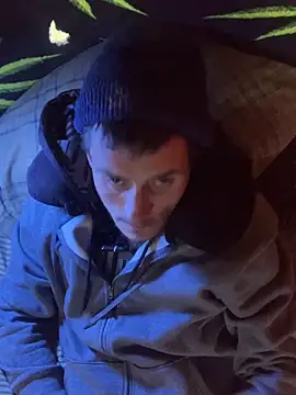 Snapshot of bugboy chatting on February 15, 2026, 4:58 pm bugboy online show from February 15, 2026, 4:58 pm