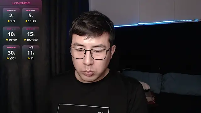 andrewmhilton  online show from February 6, 2026, 5:45 am