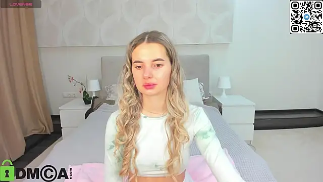 Donna Evans online show from February 9, 2026, 12:03 am