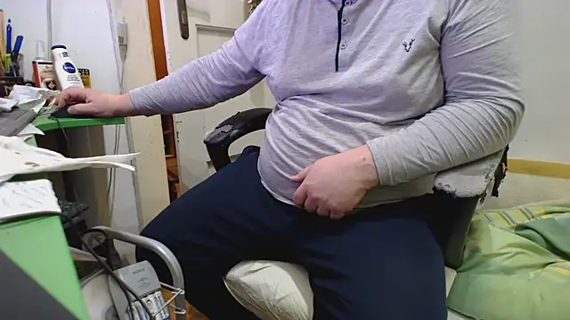 tipko123 online show from December 20, 2024, 7:28 pm