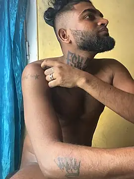 Snapshot of TiltedTen chatting on February 5, 2025, 1:04 am TiltedTen online show from February 5, 2025, 1:04 am