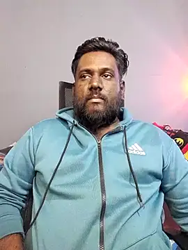 Rayansmith  online show from January 9, 2026, 2:03 am