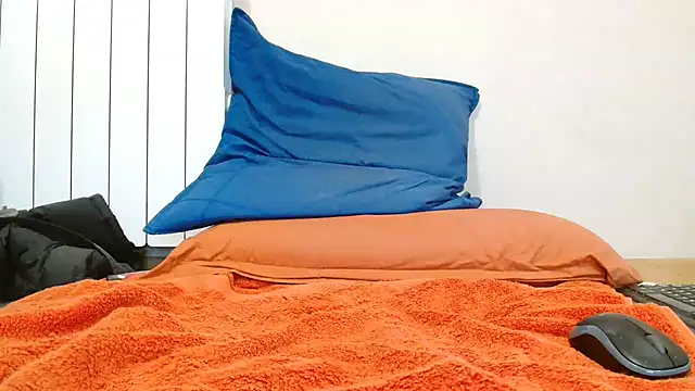 EXTREMSLAV online show from February 16, 2025, 10:54 pm