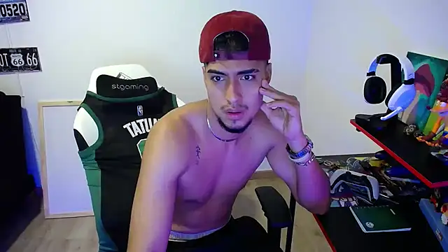 Snapshot of matias_bianco chatting on November 29, 2025, 3:53 am matias bianco online show from November 29, 2025, 3:53 am