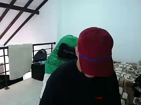 Snapshot of matias_bianco chatting on February 24, 2026, 6:17 pm matias bianco online show from February 24, 2026, 6:17 pm