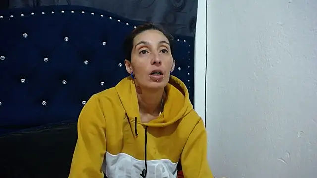 Snapshot of anyu1306 chatting on January 10, 2025, 5:58 am anyu1306 online show from January 10, 2025, 5:58 am