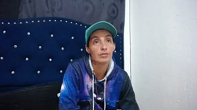 Snapshot of anyu1306 chatting on January 16, 2025, 4:07 am anyu1306 online show from January 16, 2025, 4:07 am