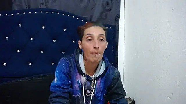 Snapshot of anyu1306 chatting on February 23, 2025, 5:45 am anyu1306 online show from February 23, 2025, 5:45 am