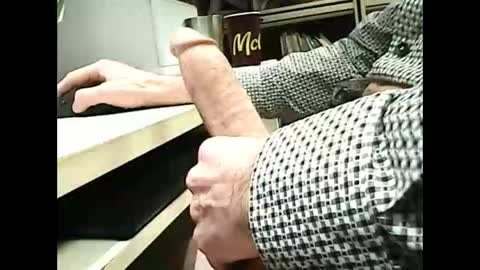 01quebecboy69 online show from March 19, 2026, 7:29 pm