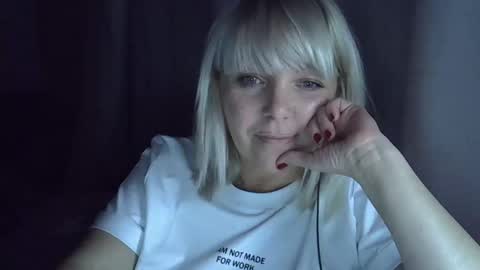 06angel online show from October 11, 2025, 9:35 pm