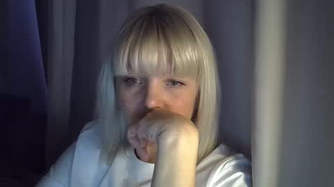 06angel online show from October 13, 2025, 8:03 am