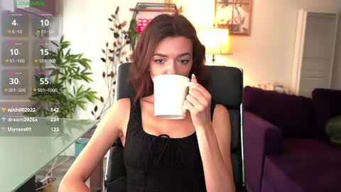 Olivia online show from June 9, 2026, 11:05 pm