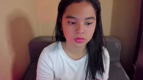 0wwlo0k online show from September 20, 2025, 4:02 am