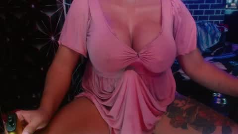  i am trixie im Your Selfsucking Mistress  online show from July 7, 2026, 6:47 am