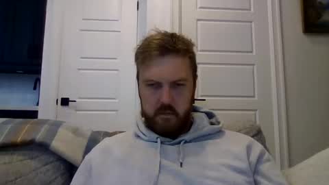 123holt123 online show from September 15, 2025, 8:20 pm