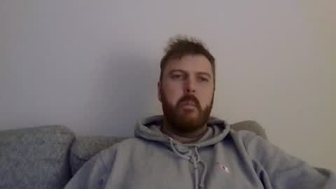 123holt123 online show from February 3, 2026, 11:21 pm