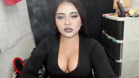 sexy kia online show from February 1, 2026, 6:17 pm