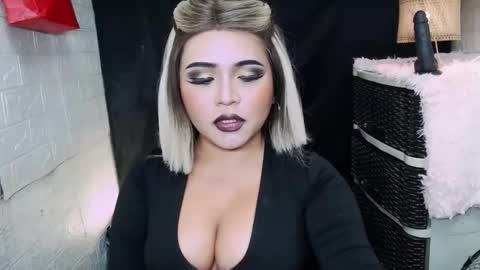 sexy kia online show from April 5, 2026, 12:41 am