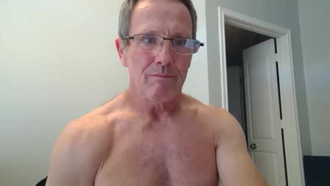 13glanmorfa online show from November 14, 2025, 6:17 pm