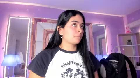Scarlette  online show from June 19, 2026, 3:11 am