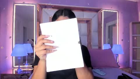 Scarlette  online show from June 24, 2026, 3:16 am