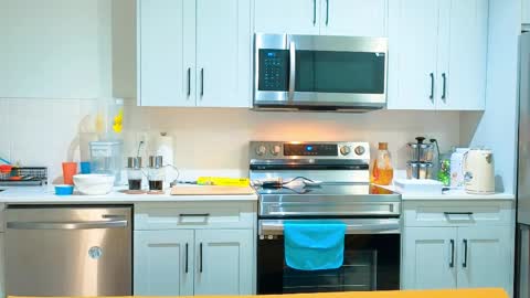 Tong  Ralph online show from March 29, 2026, 11:38 pm