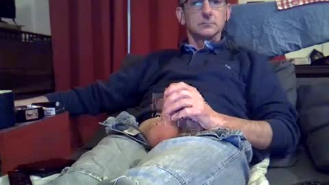 Snapshot of 18remy45 chatting on March 9, 2025, 2:21 pm 18remy45 online show from March 9, 2025, 2:21 pm