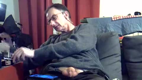 18remy45 online show from May 16, 2026, 12:29 am