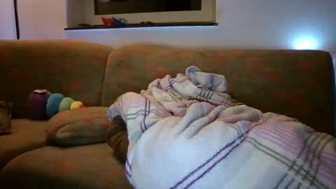 19klappert90 online show from December 22, 2025, 2:19 am