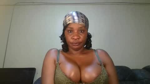 1_sexylove online show from October 18, 2025, 7:20 am